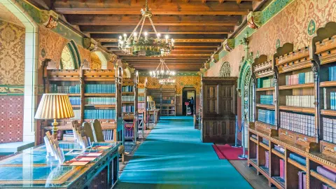 Bibliothek von Cardiff Castle-placeholder