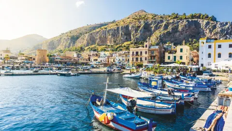 CTA111_Sizilien_Inselgoettin-unter-dem-Aetna_content_1920x1080px_mondello-placeholder